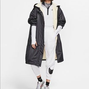 Nike Sportswear Parka with Sherpa lining